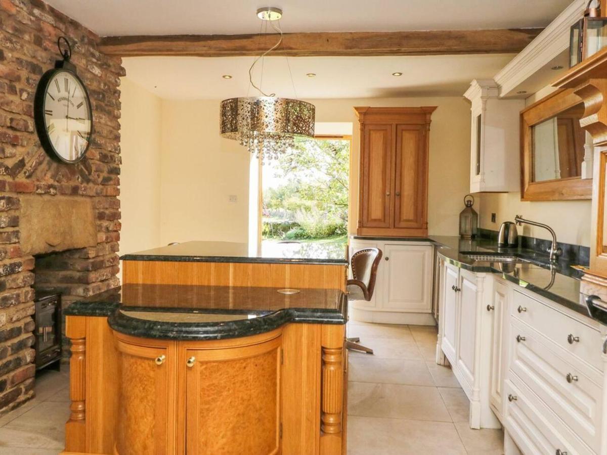 Meagill Farmhouse Hot Tub Bbq Hut Villa Otley  Buitenkant foto